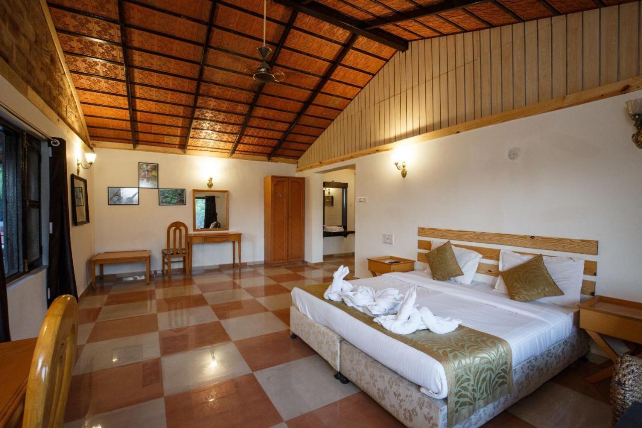 Gir Lions Paw Resort With Swimming Pool Sasan Gir Exterior foto