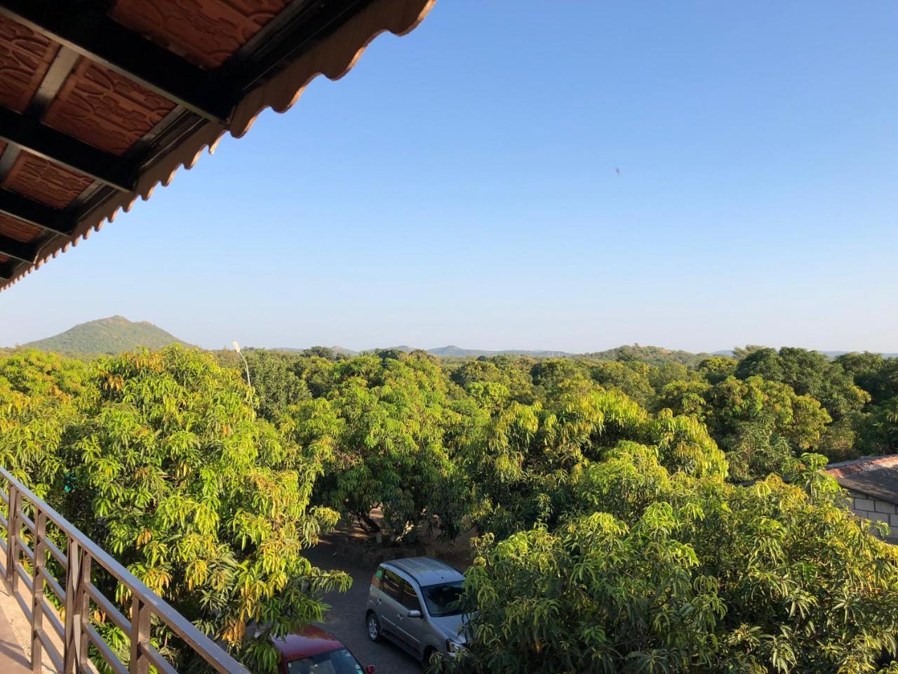 Gir Lions Paw Resort With Swimming Pool Sasan Gir Exterior foto